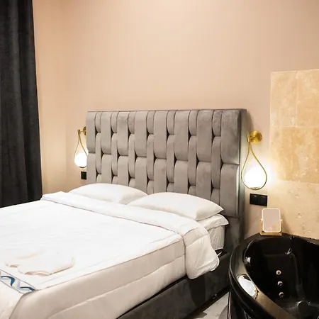 Quick'Hot By Gts - Capsules Et Chambres Confortables Villeurbanne Exterior photo