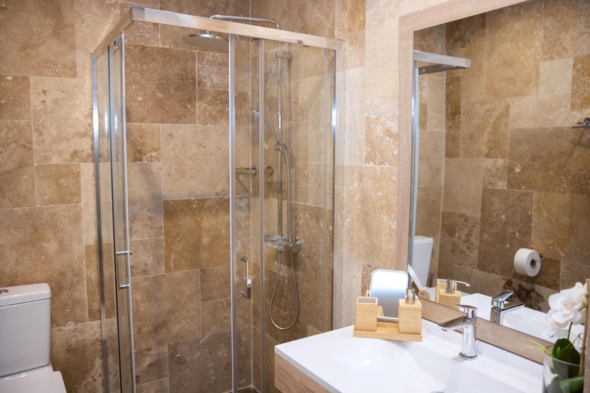 Quick'hot By Gts - Capsules Et Confortables Villeurbanne