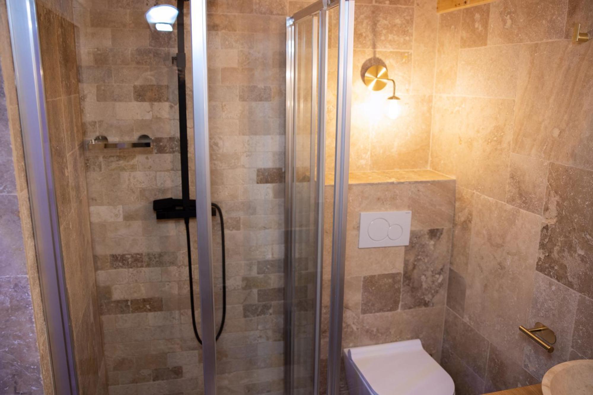 Kapselhotel Quick'hot By Gts - Capsules Et Confortables